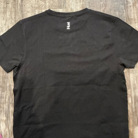 New Huel Women’s Black Short Sleeve Tee Size Large - Picture 4 of 7